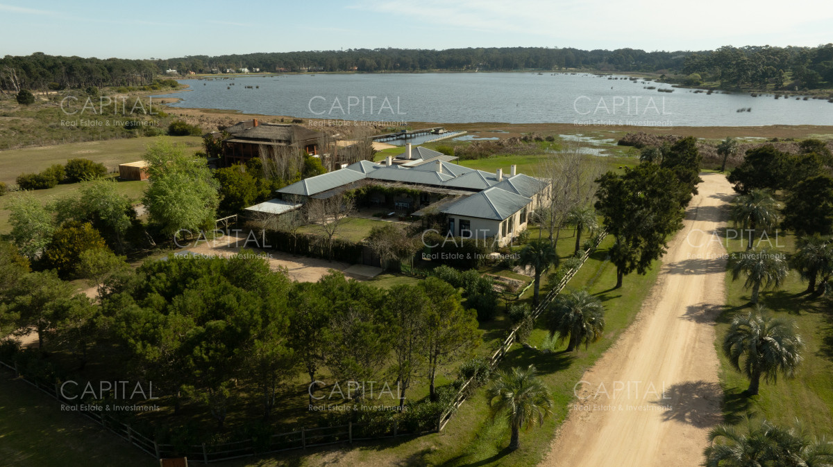 excepcional casa en barrio cerrado laguna estates sobre la laguna  - ccp36523c
