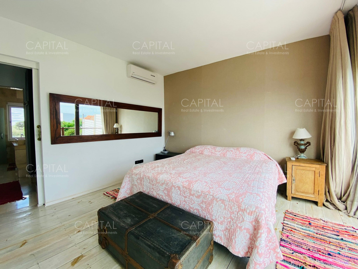 Casa ID.34063 - Amplia casa en el corazón de La barra con 6 dormitorios 