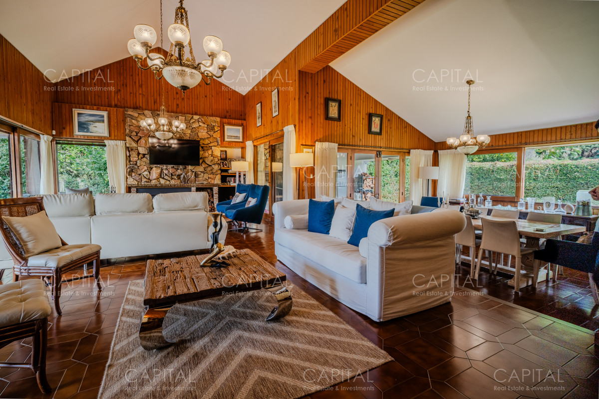 Casa ID.38383 - CASA EN VENTA DE 3 DORMTIORIOS EN PLAYA MANSA PUNTA DEL ESTE
