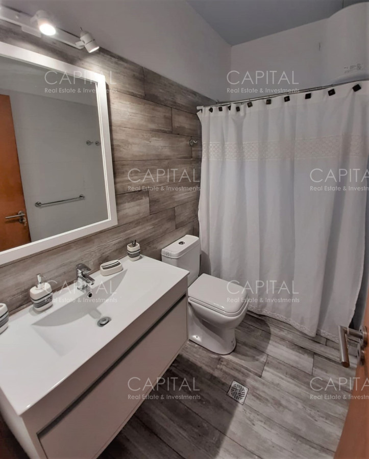 Casa ID.30028 - Excelente casa de Dos Dormitorios en Playa Mansa - Punta del Este