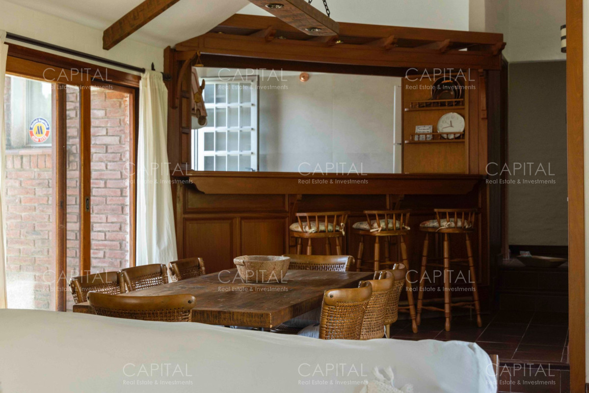 Casa ID.37788 - Casa de tres dormitorios y servicio en Venta en Pinares