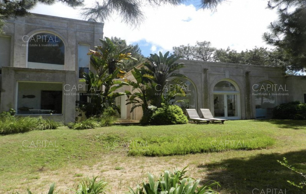 casa cuatro dormitorios y dependencia barrio privado la barra - ccp33481c