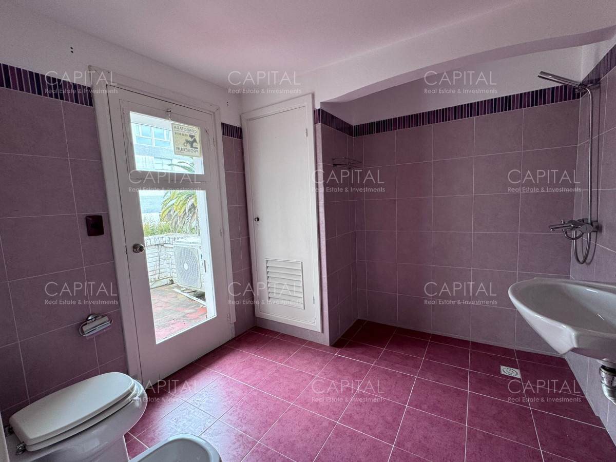 Casa ID.37074 - Casa en Alquiler Anual de Cuatro Dormitorios en Peninsula 