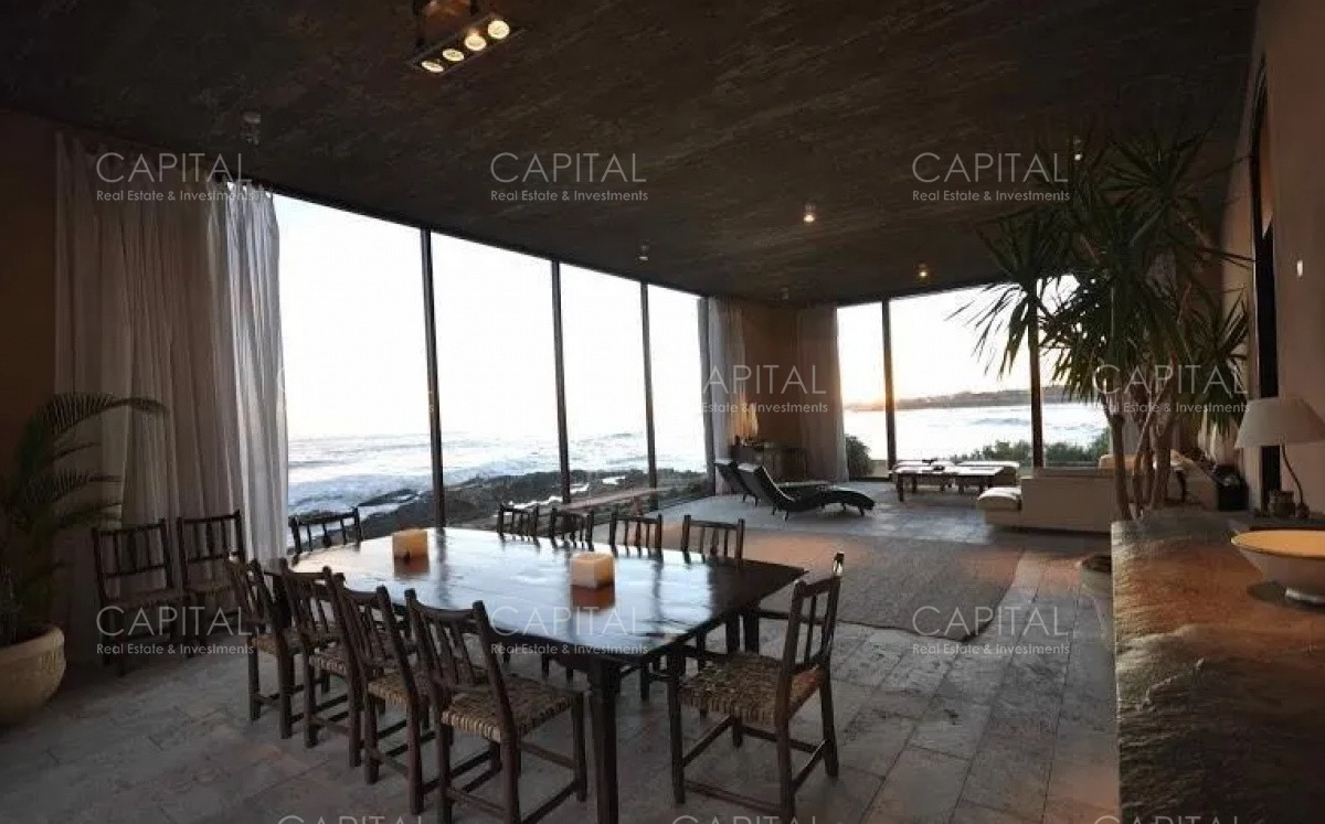 Casa ID.30061 - Espectacular casa en venta frente al Mar en La Barra 