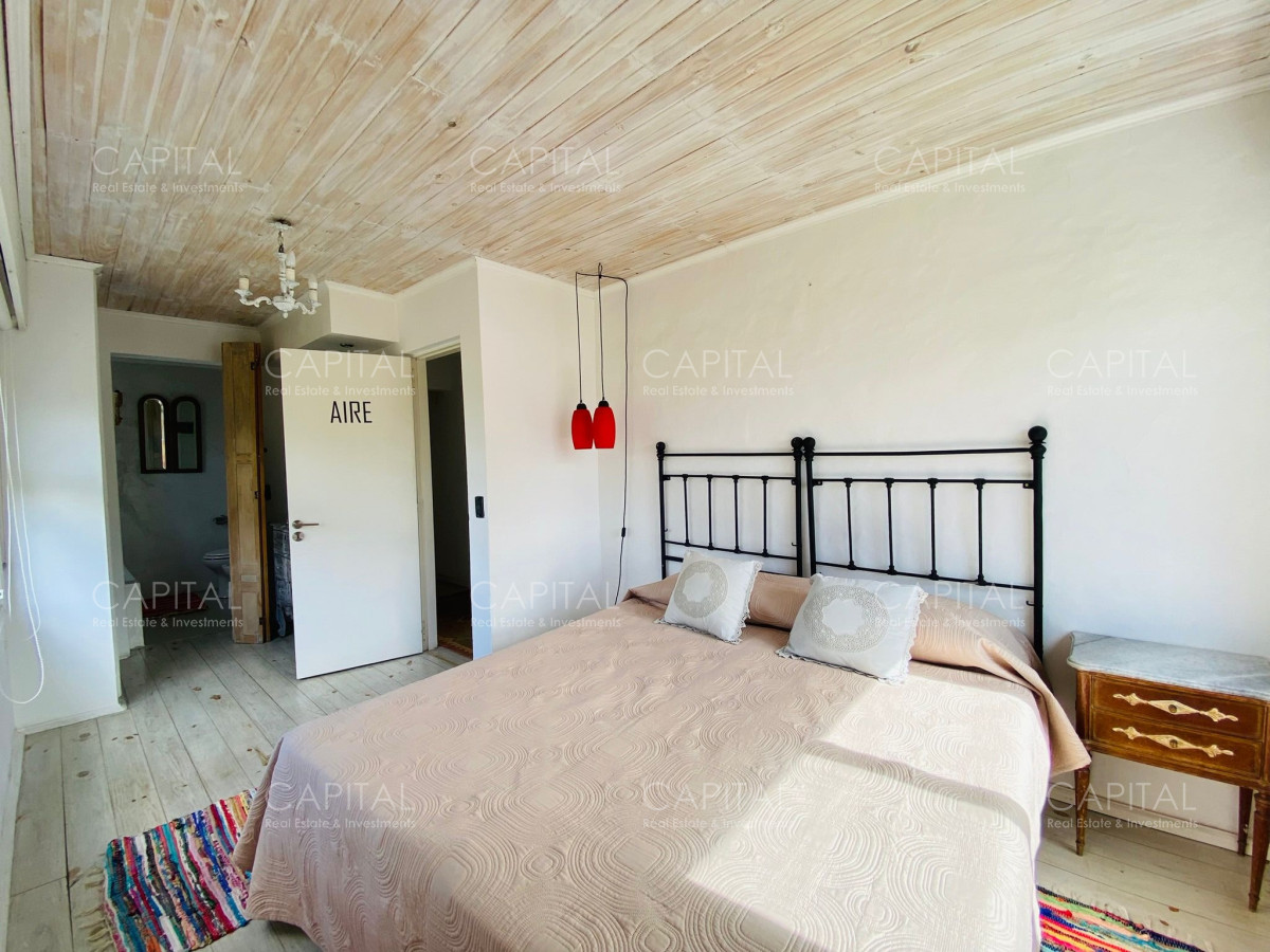 Casa ID.34063 - Amplia casa en el corazón de La barra con 6 dormitorios 