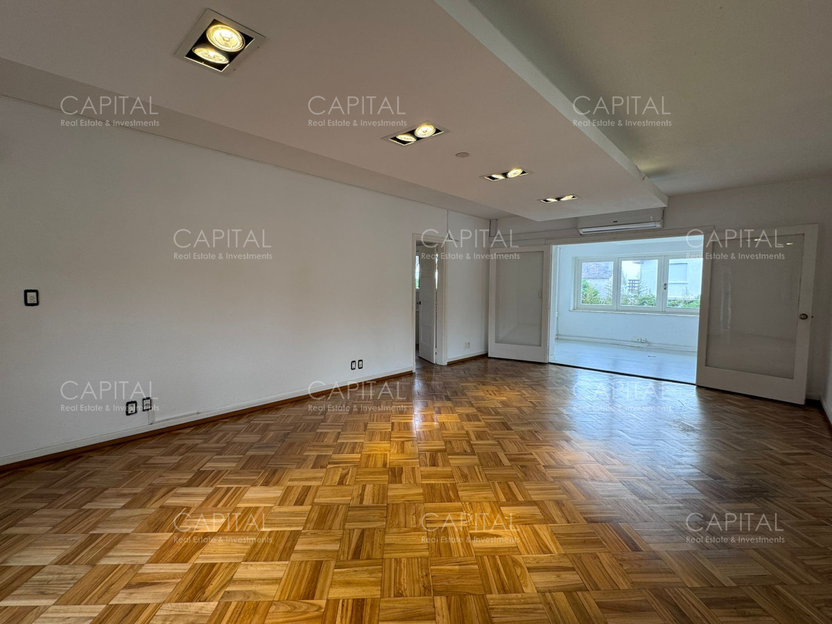 Casa ID.37074 - Casa en Alquiler Anual de Cuatro Dormitorios en Peninsula 