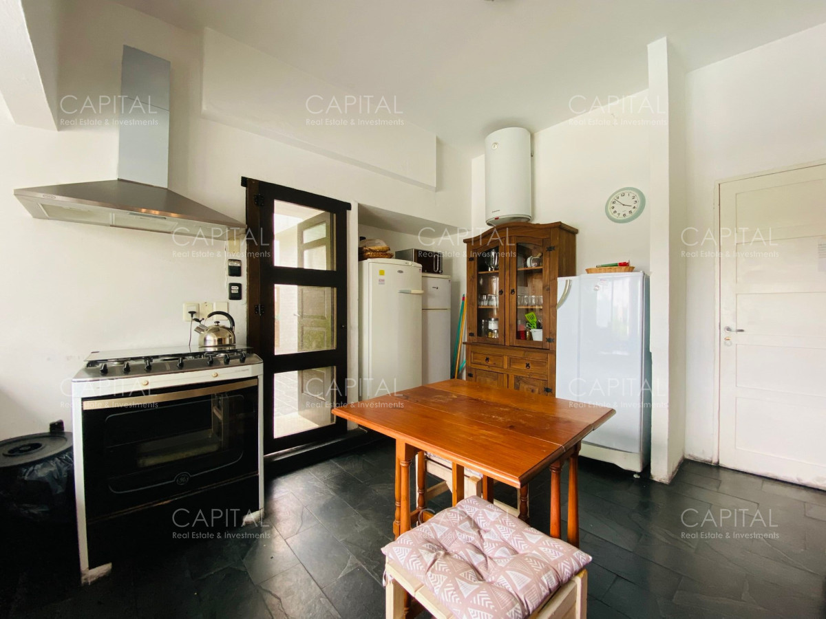 Casa ID.34063 - Amplia casa en el corazón de La barra con 6 dormitorios 