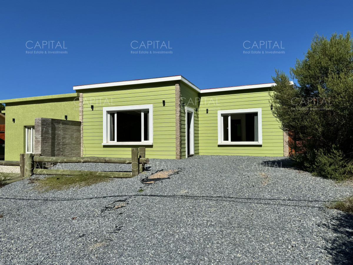casa de tres dormitorios en venta, barrio burnett - ccp38199c