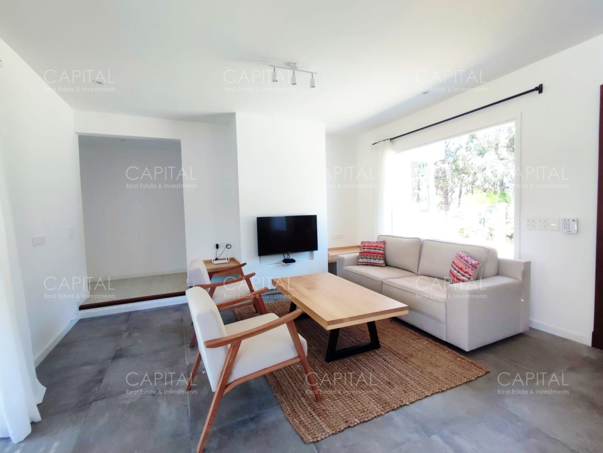 Casa ID.36509 - Casa en venta en La Barra con piscina y parrillero 