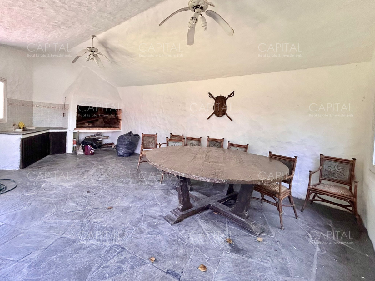 Casa ID.35451 - Importante casa en venta en Playa Mansa.