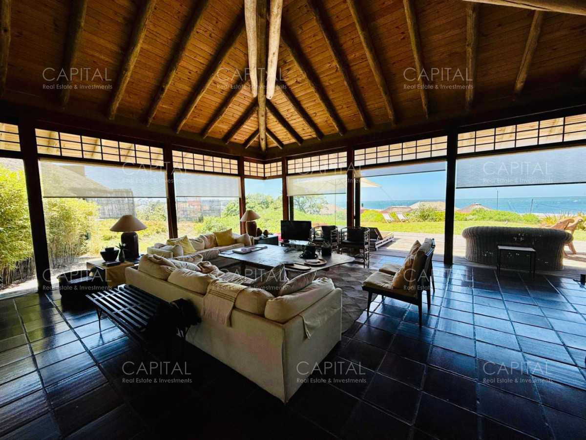 Casa ID.39720 - Casa de estilo en venta en Montoya con vista al mar