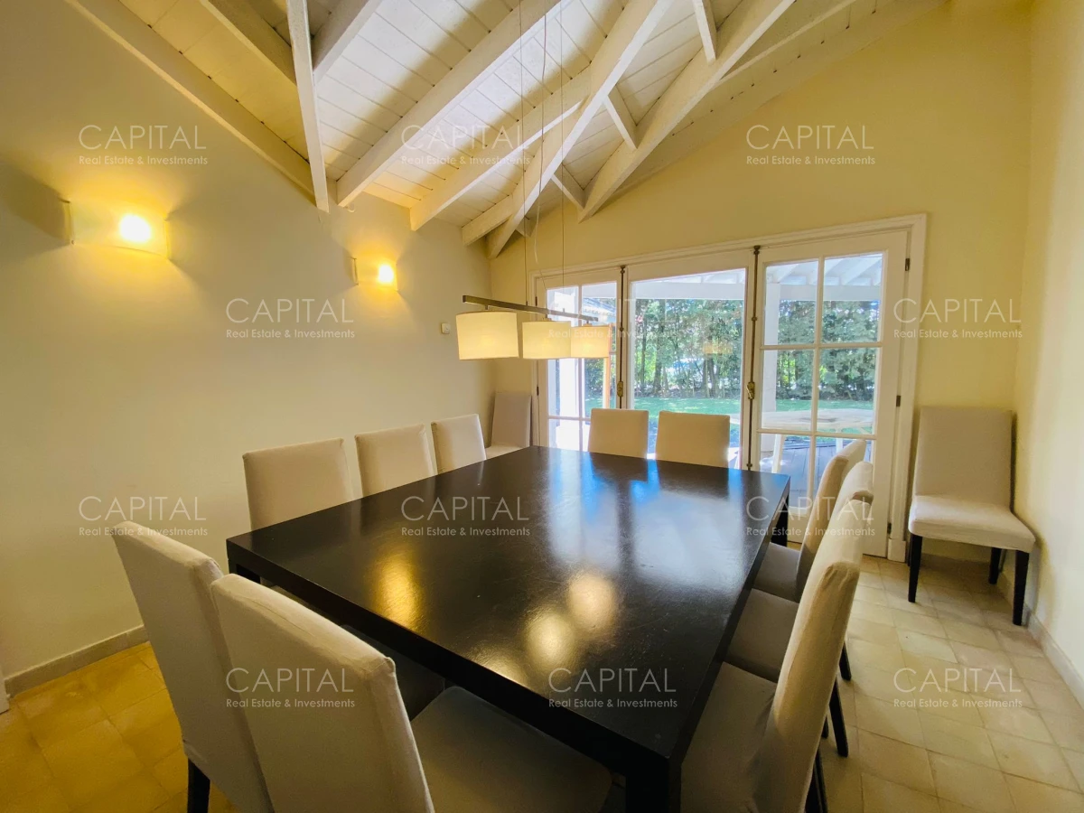 Casa ID.28358 - Casa en Venta Barrio Laguna Blanca Punta del Este Cuatro Dormitorios
