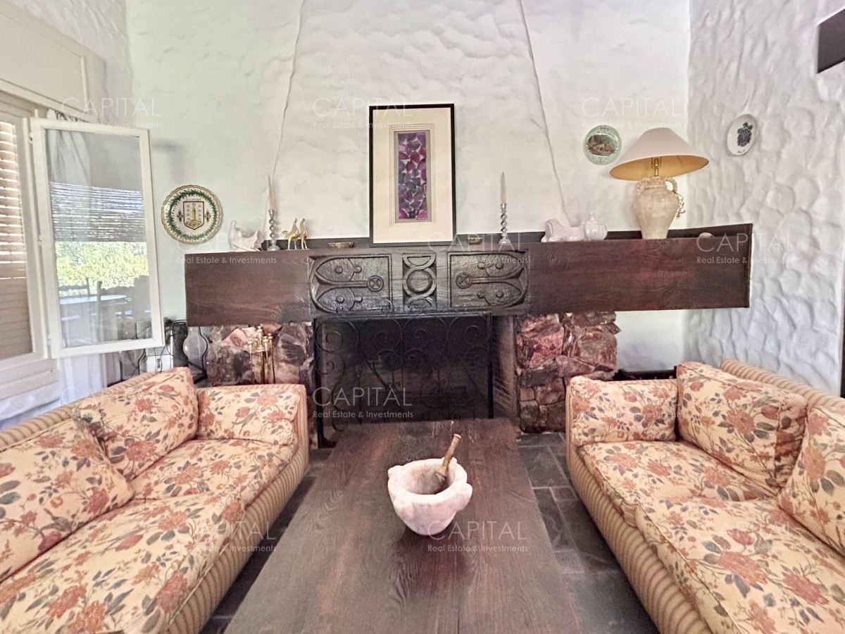 Casa ID.35451 - Importante casa en venta en Playa Mansa.