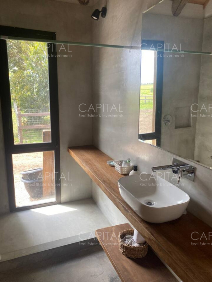 Casa ID.39618 - Casa de 5 dormitorios con piscina en barrio privado