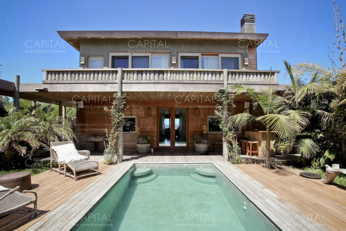Casa ID.38493 - Espectacular casa sobre el mar en Punta Piedras Manantiales