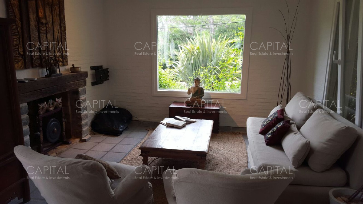 Casa ID.25440 - Casa de cuatro dormitorios con piscina en La Barra