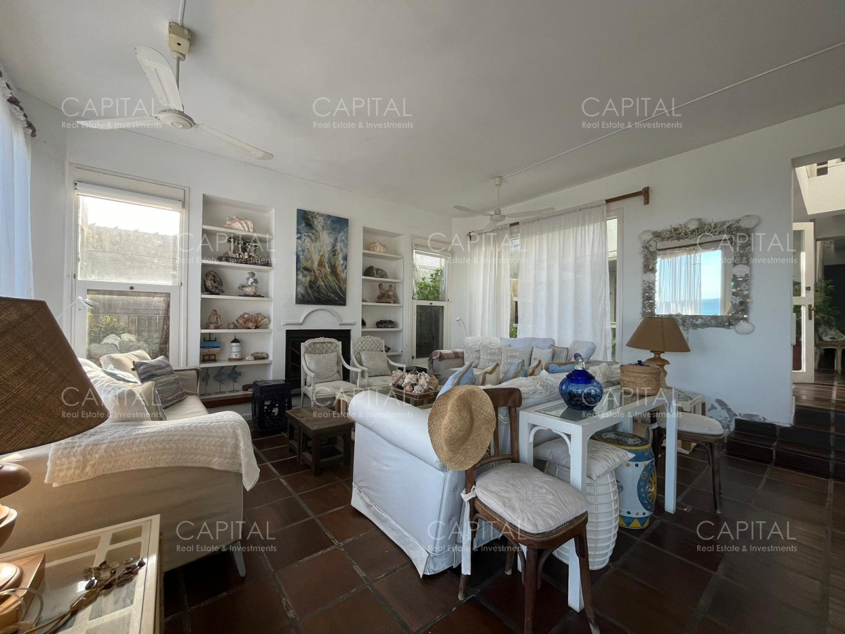 Casa ID.36055 - Casa en venta en La Barra ubicada Frente Al Mar