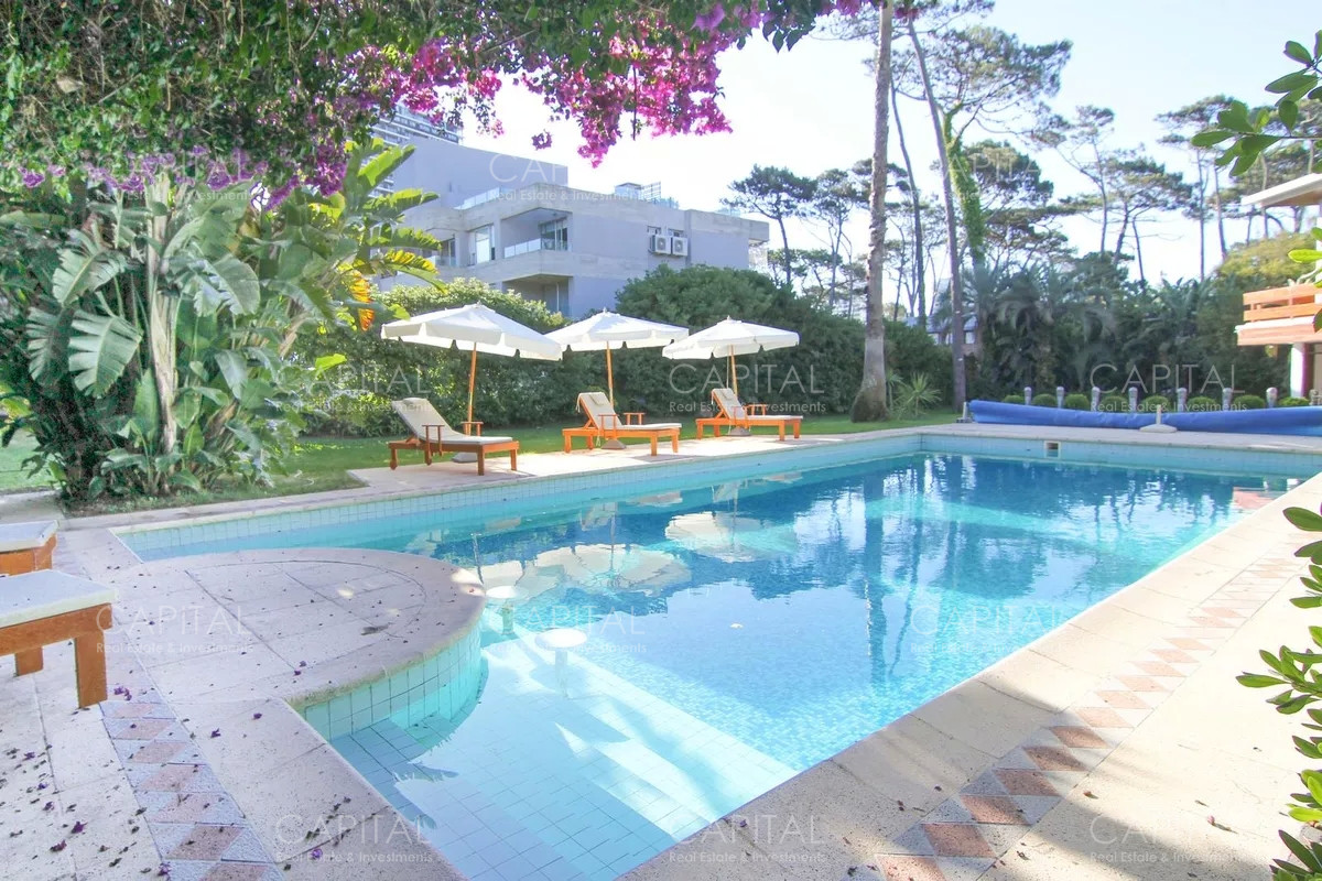 Casa ID.35380 - Casa en venta en Playa Mansa