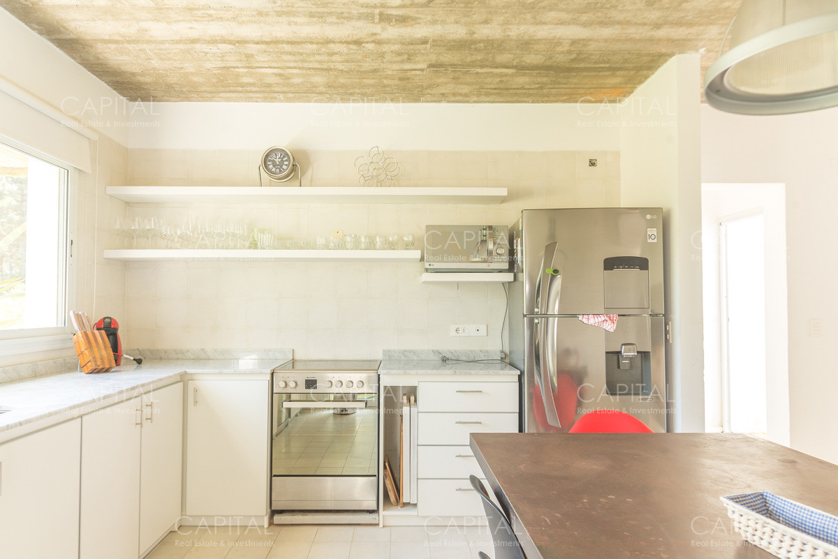 Casa ID.28305 - Casa de tres cuarto y servicio Pinar del Faro