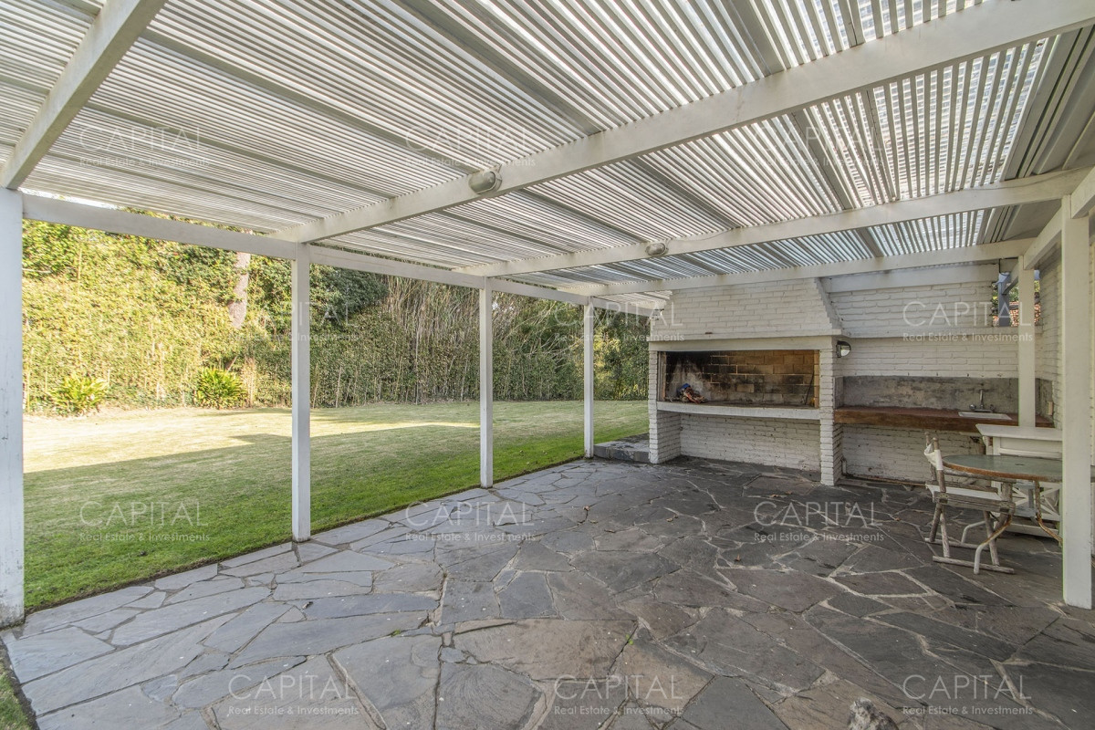 Casa ID.34876 - Casa de construccion tradicional en Playa Brava, Punta del Este en Venta