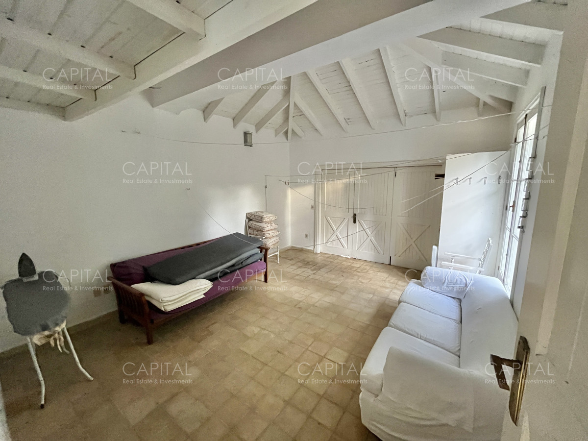 Casa ID.28358 - Casa en Venta Barrio Laguna Blanca Punta del Este Cinco Dormitorios
