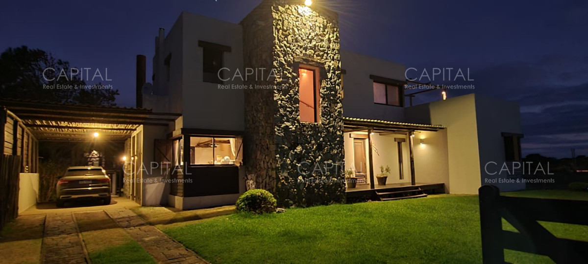 CASA EN VENTA EN ARENAS DE JOSE IGNACIO - CCP38001C