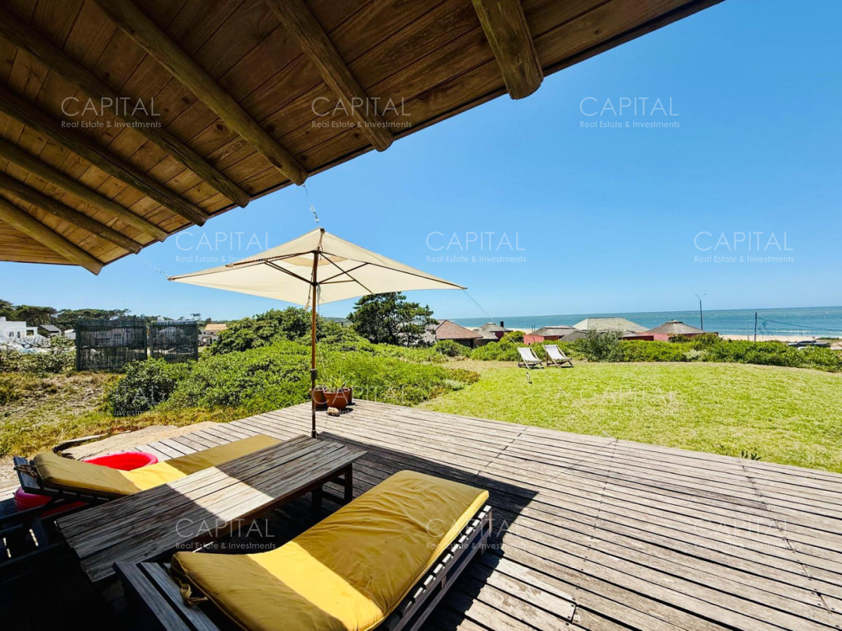 Casa ID.39720 - Casa de estilo en venta en Montoya con vista al mar