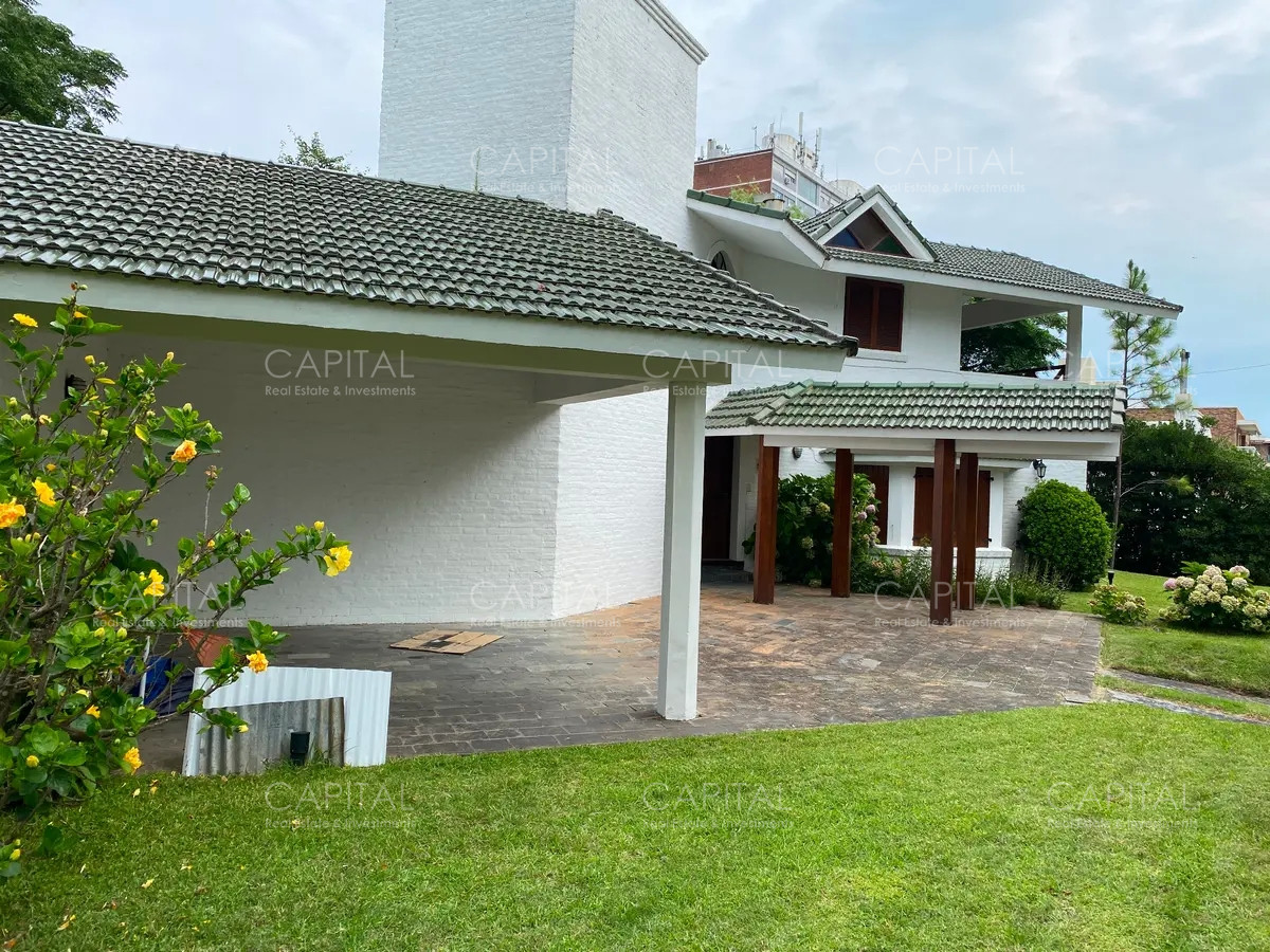 Casa ID.33525 - Casa en venta en Playa Mansa, Punta del Este