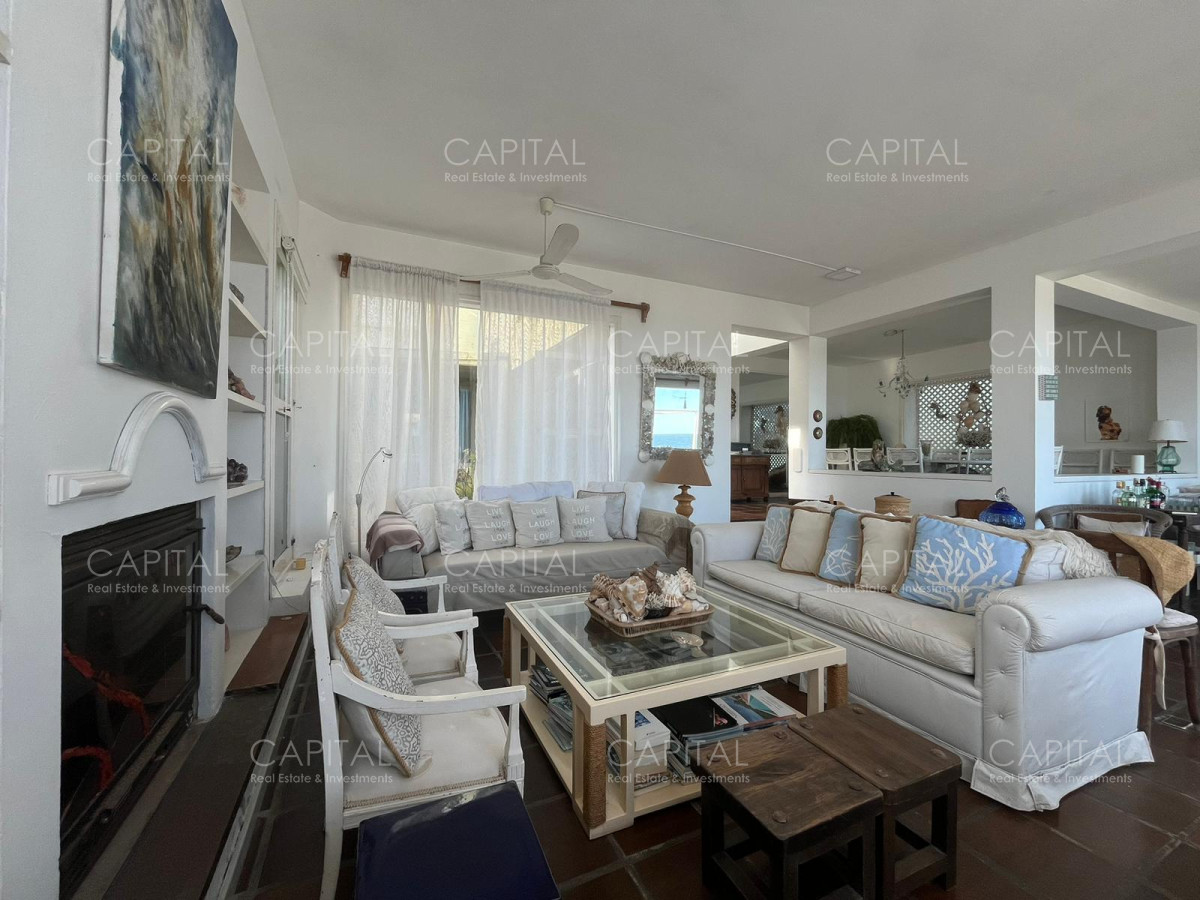 Casa ID.36055 - Casa en venta en La Barra ubicada Frente Al Mar