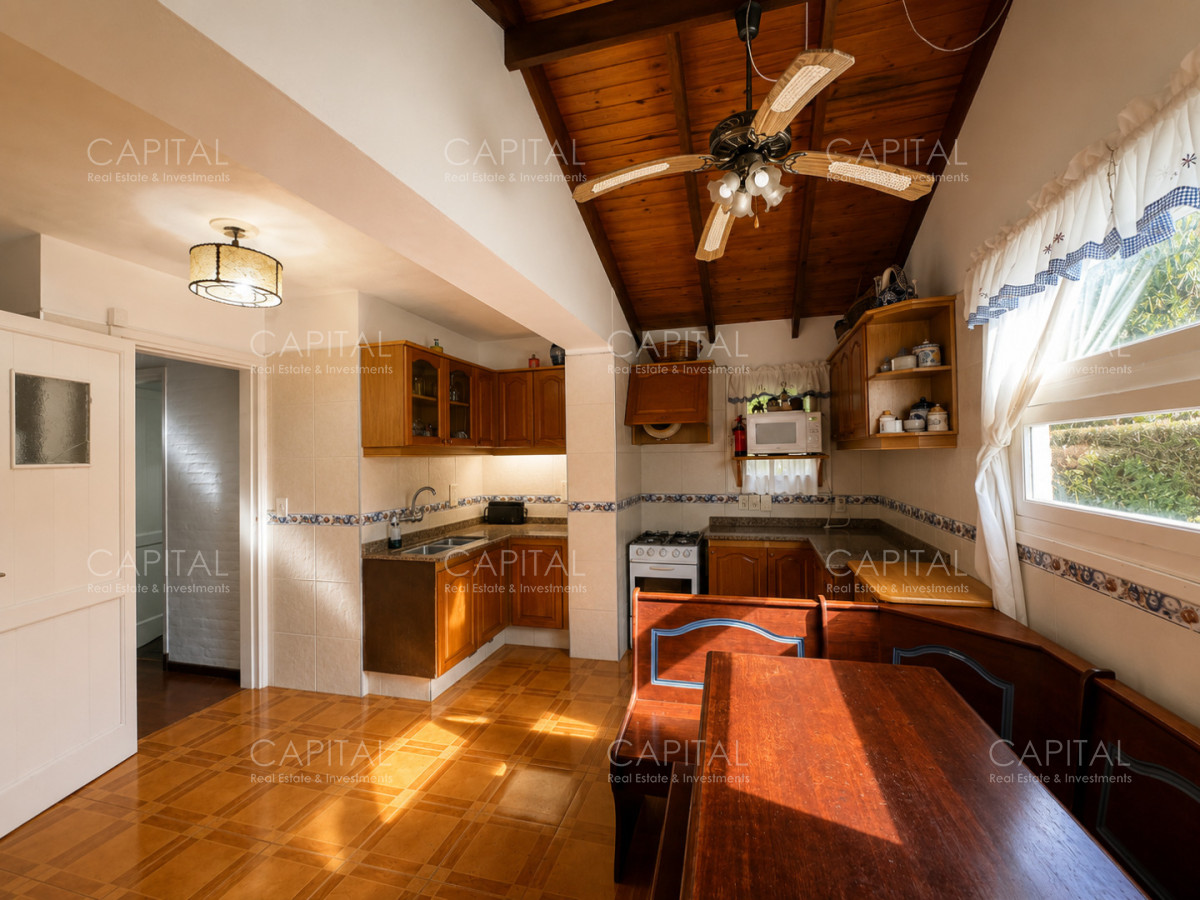 Casa ID.40507 - Casa en Venta de Cinco Dormitorios en San Rafael