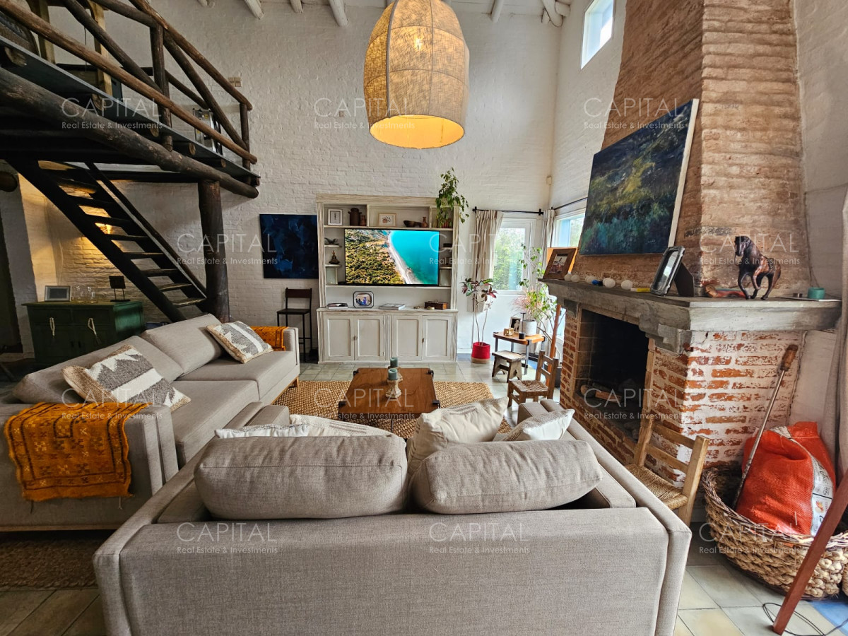 Casa ID.25481 - Casa tres dormitorios y servicio con jardín cercado, piscina climatizada en La Barra