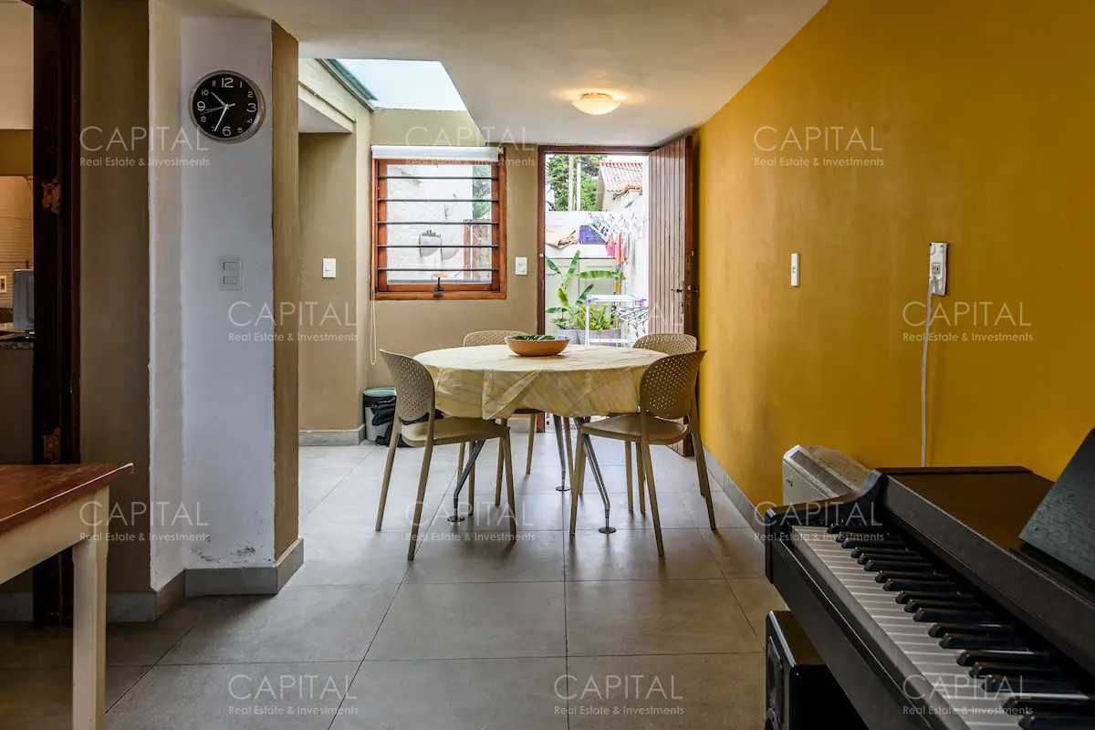 Casa ID.33629 - Casa de seis dormitorios en primera linea frente al mar en Península de Punta del Este