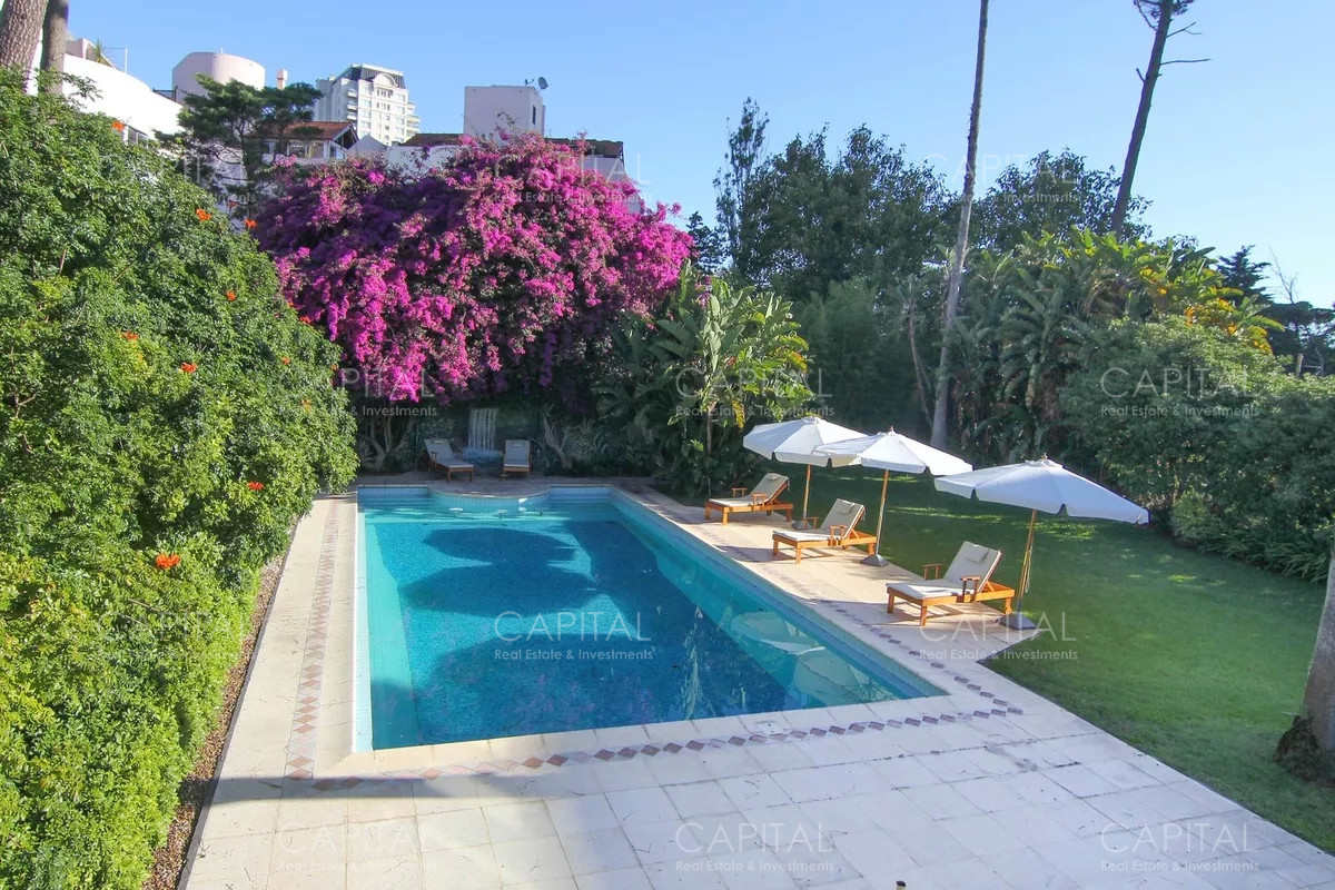 Casa ID.35380 - Casa en venta en Playa Mansa