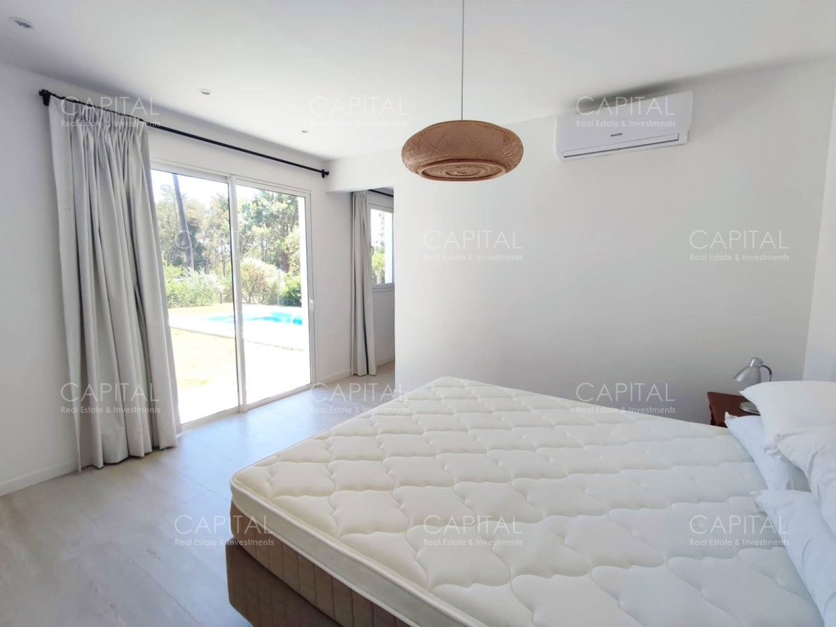 Casa ID.36509 - Casa en venta en La Barra con piscina y parrillero 