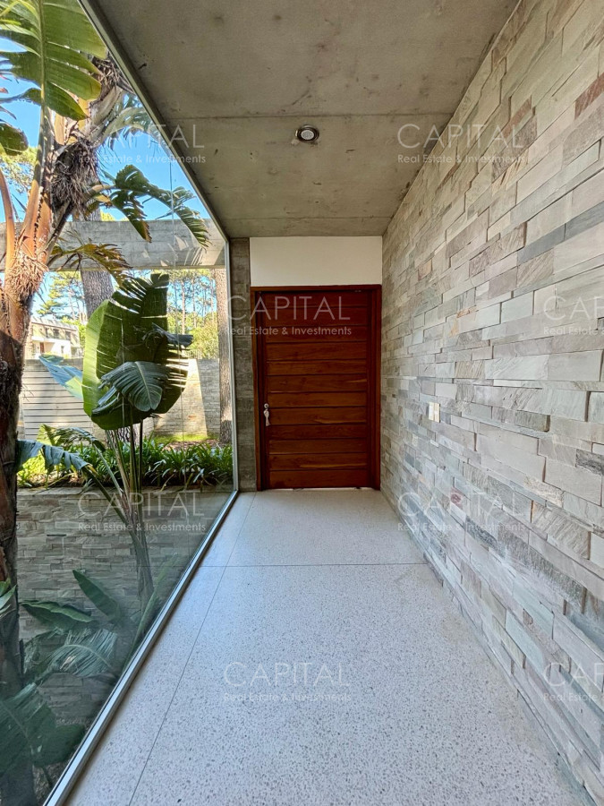Casa ID.37089 - Moderna casa en barrio cerrado en Rincón del Indio próxima al mar