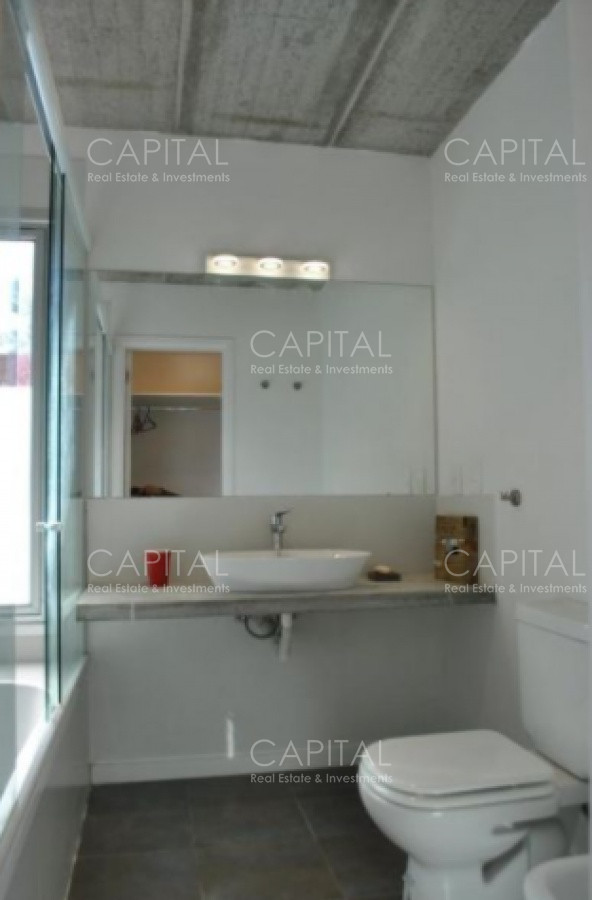 Casa ID.30088 - Muy buena casa en venta Construcción de muy buena calidad con pisos en porcelanato símil hormigón