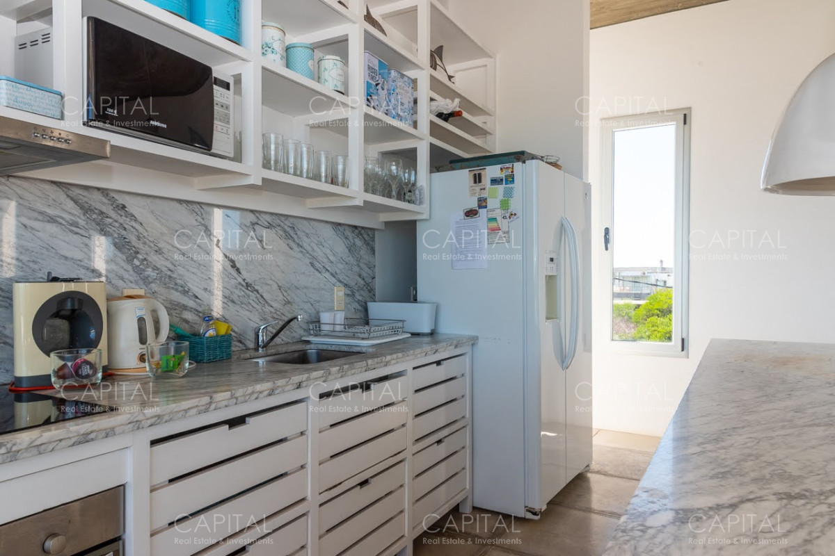 Casa ID.34500 - Casa en Venta De  Cuatro Dormitorios mas Dependencia en Jose Ignacio 