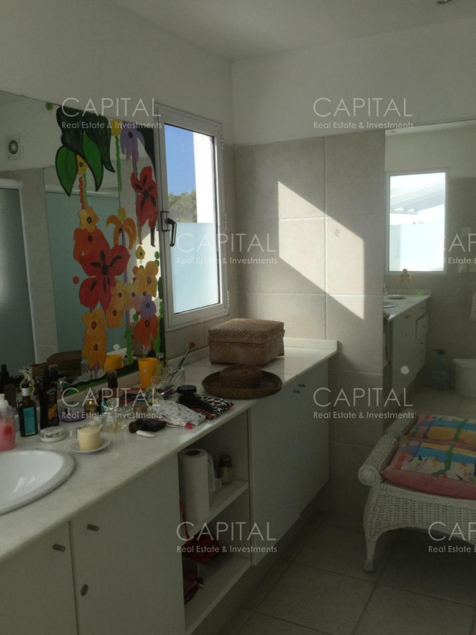 Casa ID.38964 - Casa de 4 dormitorios en La Barra