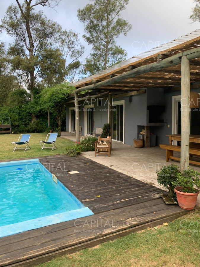 Casa ID.37880 - Casa en alquiler anual de tres dormitorios. La Barra