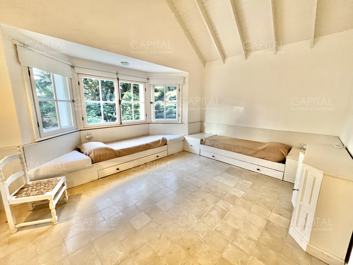 Casa ID.28358 - Casa en Venta Barrio Laguna Blanca Punta del Este Cinco Dormitorios