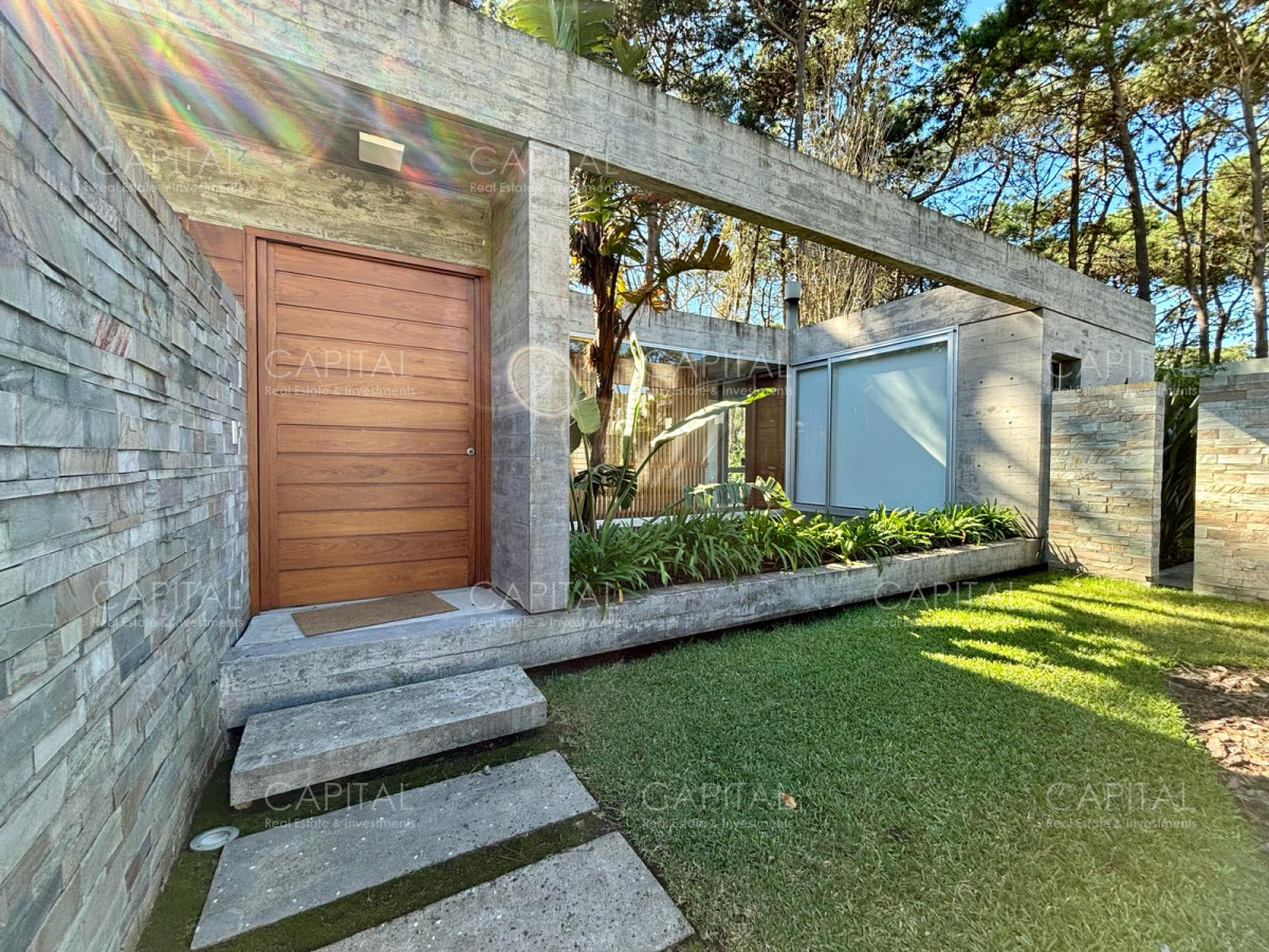 Casa ID.37089 - Moderna casa en barrio cerrado en Rincón del Indio próxima al mar