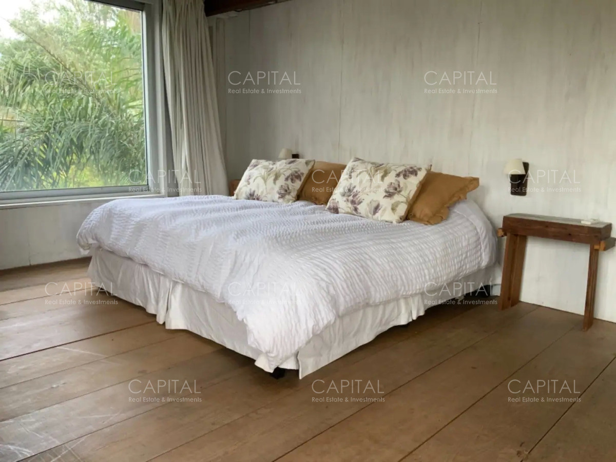 Casa ID.33628 - Casa de cuatro dormitorios mas dependencia en alquiler, La Barra