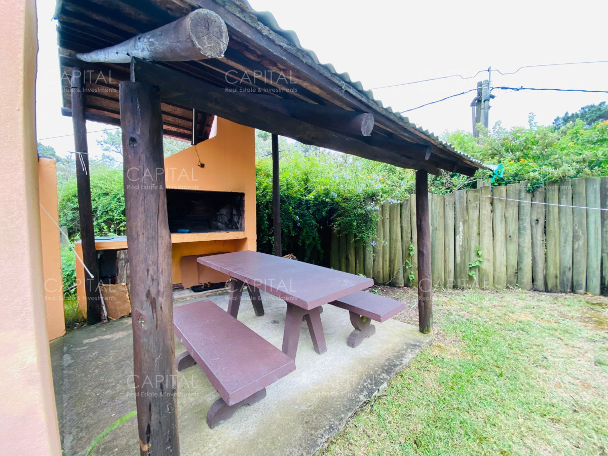 Casa ID.31542 - Alquiler en Tio Tom Tres Dormitorios A una Cuadra del Mar