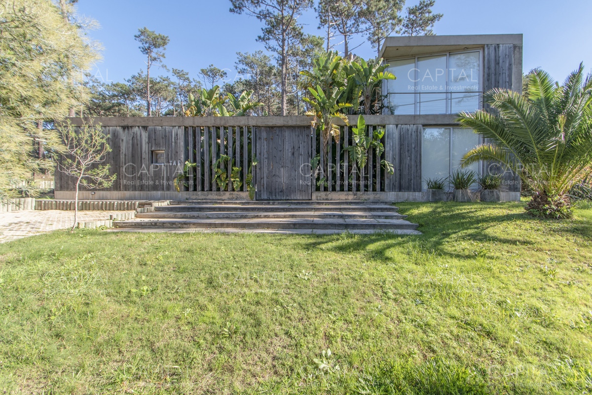 Casa ID.31613 - Laguna Blanca Casa en Venta 