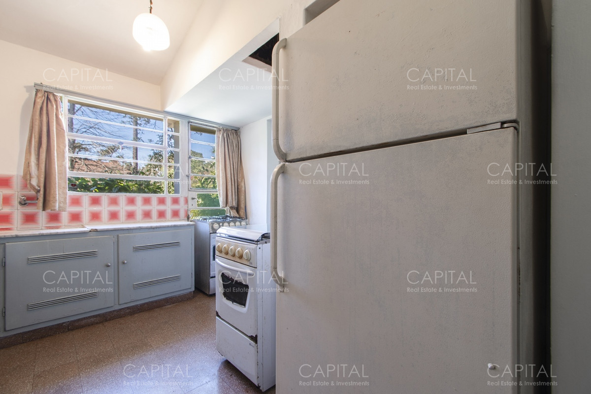 Casa ID.35154 - Casa en Venta en Playa Mansa con más de 3000 m2 de parque.