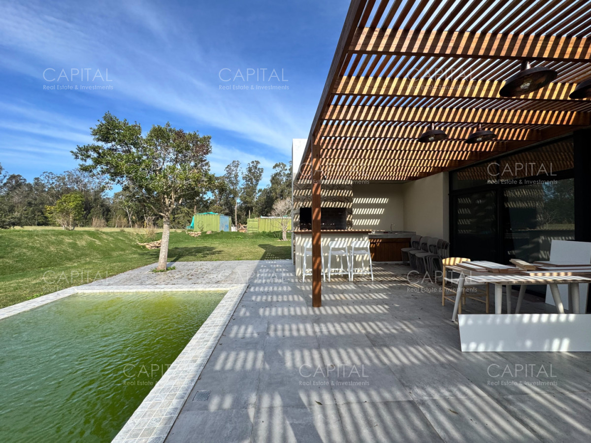 Casa ID.40852 - Casa en Barrio Privado Punta Ballena a la venta