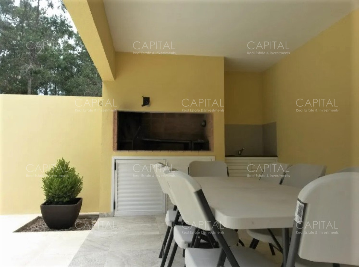 Casa ID.30075 - Casa en Alquiler Temporada de Cuatro Dormitorios con  Piscina - Solanas Vacation