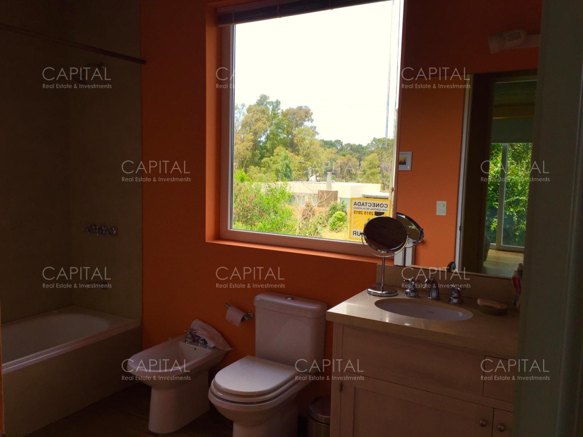 Casa ID.25894 - Espectacular casa en La Barra con gran parque con divina vista al  bosque  