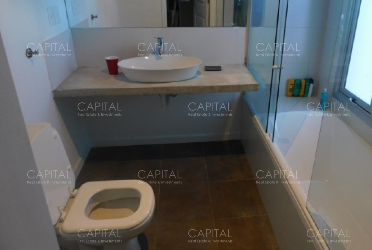 Casa ID.30088 - Muy buena casa en venta Construcción de muy buena calidad con pisos en porcelanato símil hormigón