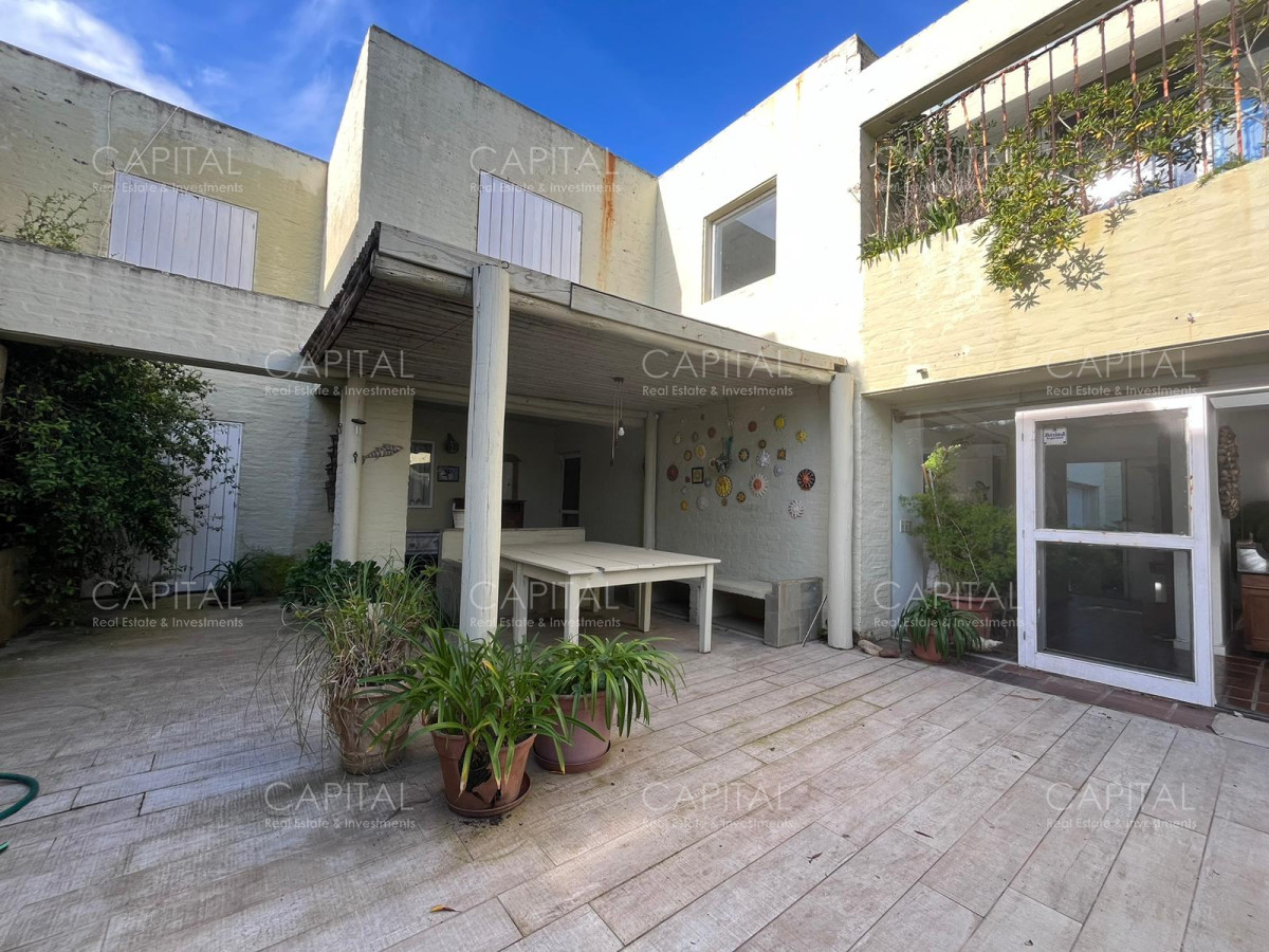 Casa ID.36055 - Casa en venta en La Barra ubicada Frente Al Mar